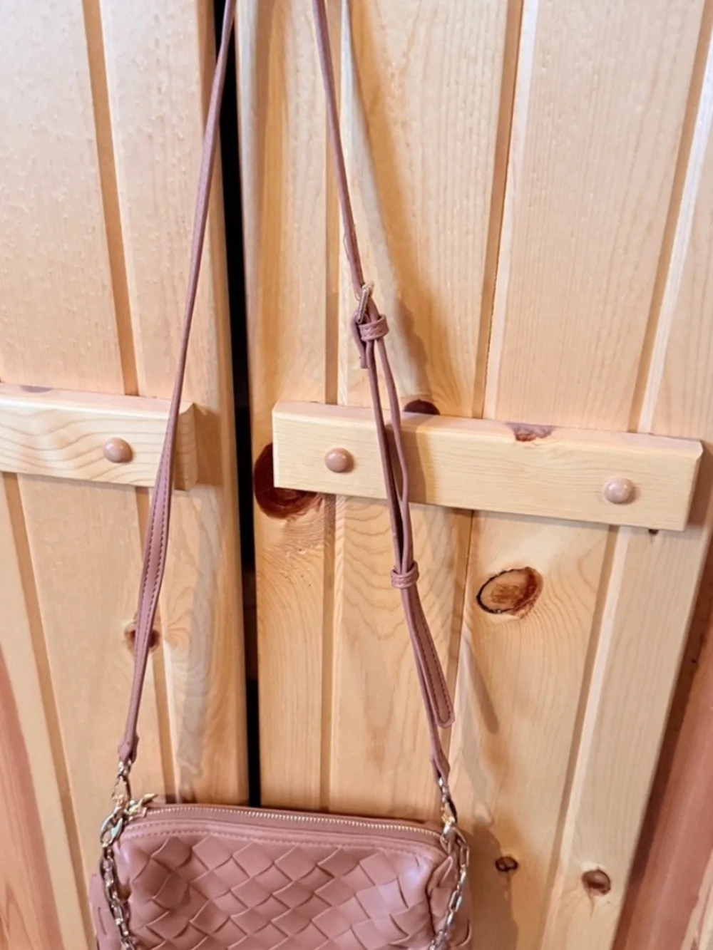 Woven Crossbody Bag-Mauve Brown